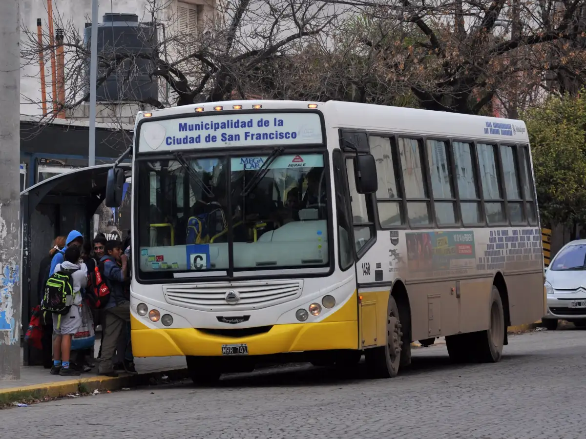Municipio pedirá renovar unidades a la empresa de transporte urbano 