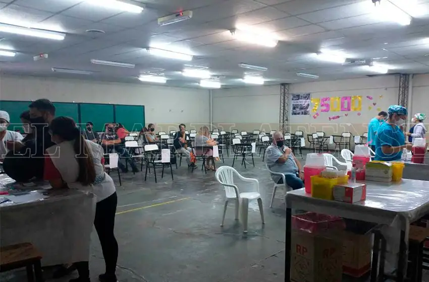 Centro de vacunación en Mar del Plata, entre el cierre y la poca concurrencia