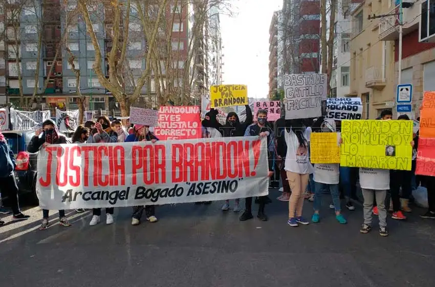 Familiares de Brandon Romero se manifestaron en Tribunales para pedir Justicia