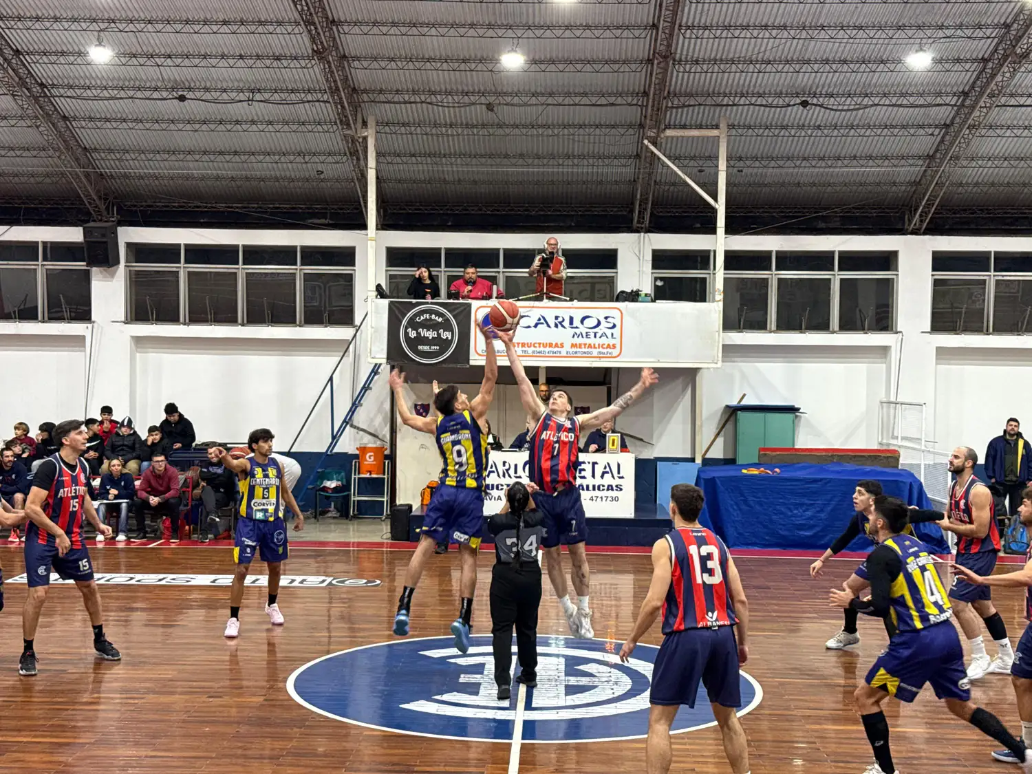 Atlético recibirá a Centenario en el inicio de la fecha.