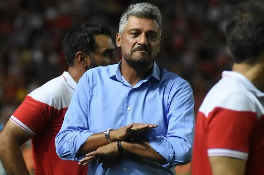 Gustavo Munúa renunció y no es más el DT de Unión