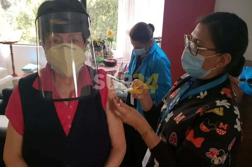 Coronavirus: Ecuador se convierte en el primer país latinoamericano donde será obligatorio vacuanarse