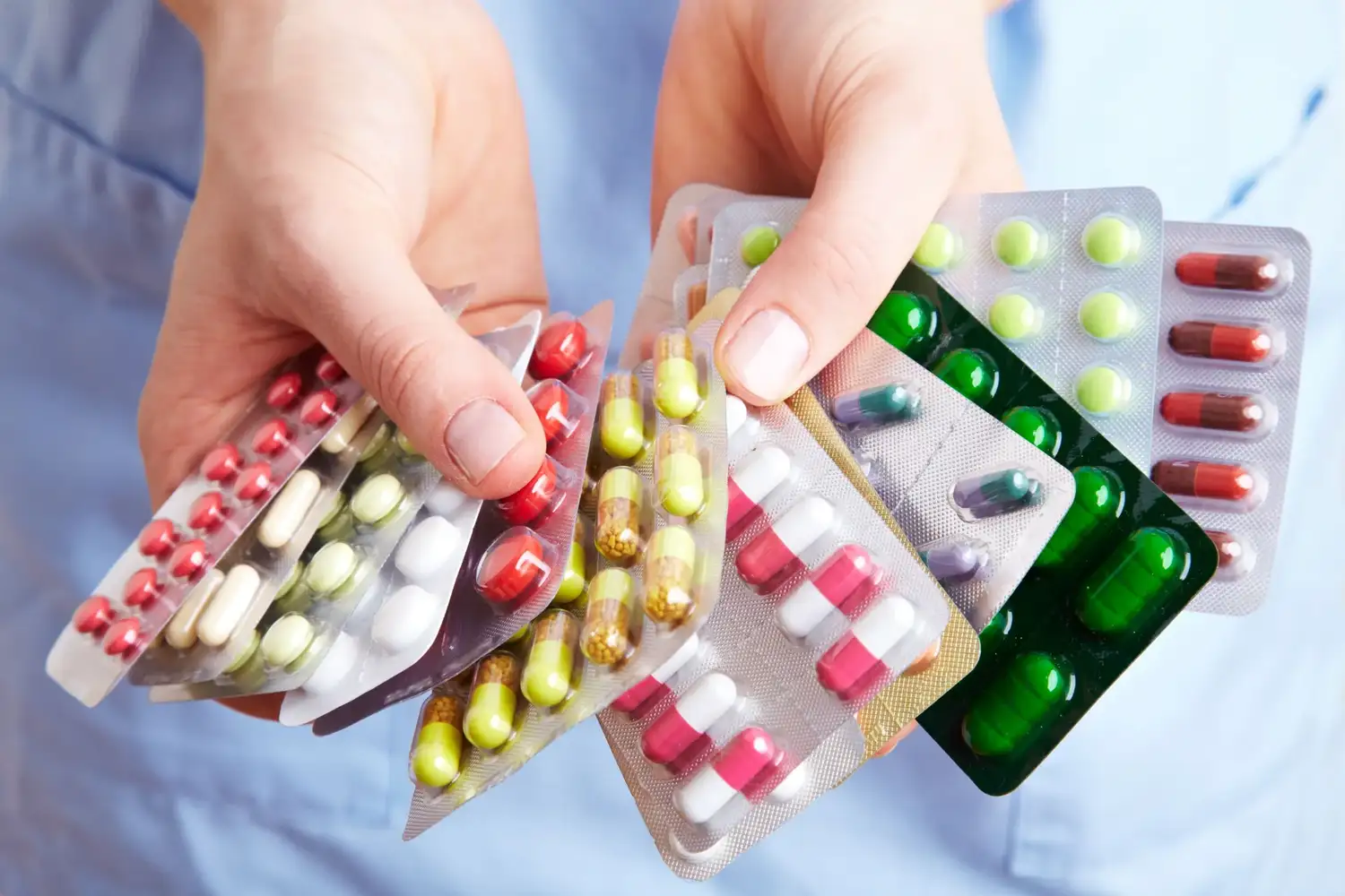 Algunos medicamentos podrán venderse sin receta.