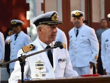 El jefe de la Base Naval Mar del Plata, Fernando Pérez Kühn.