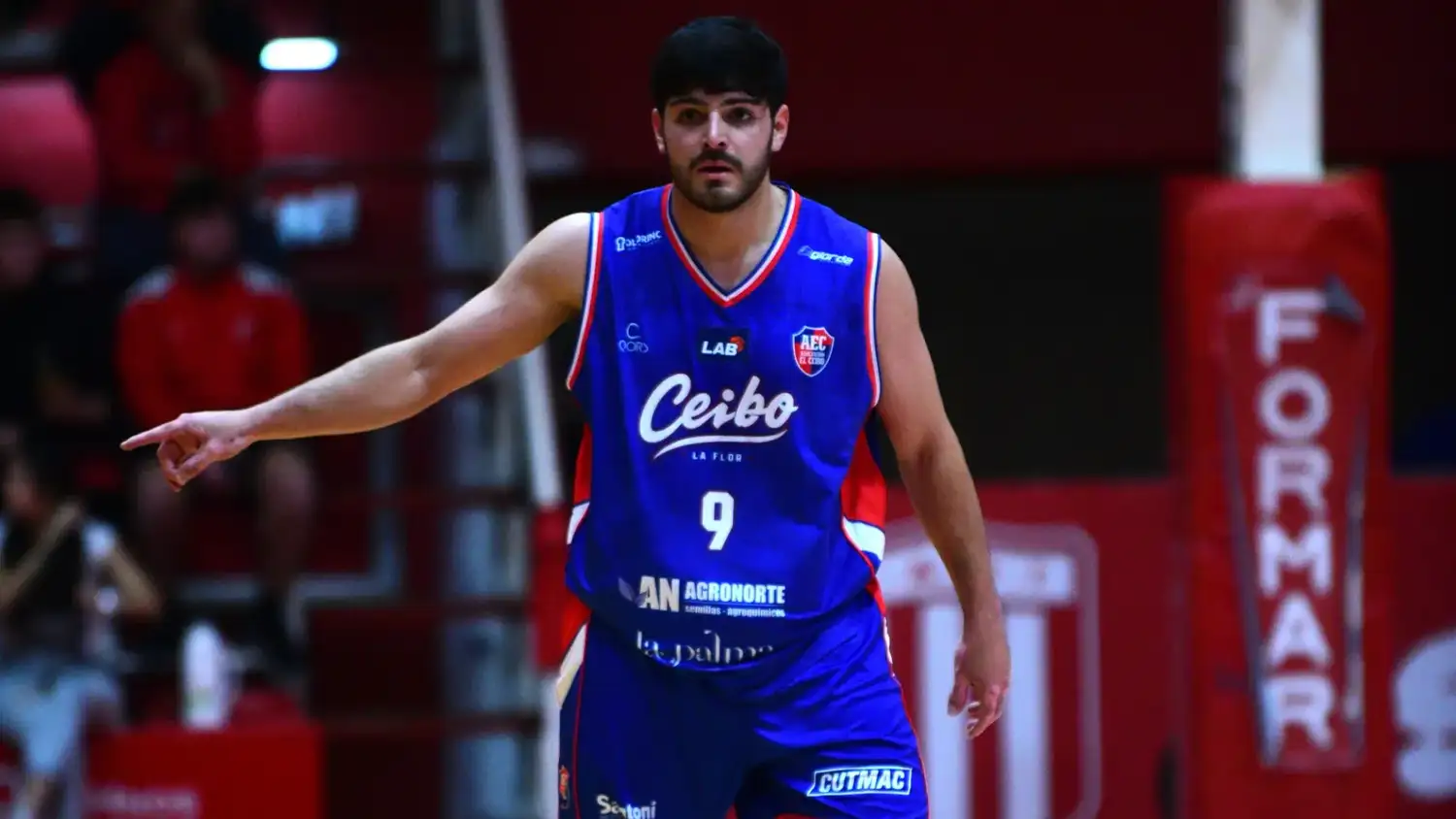 Gabriel Rojas aportó 12 puntos y seis asistencias en el triunfo de El Ceibo ante Mitre en Posadas.