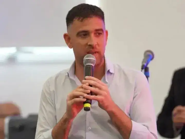 El subadministrador de Vialidad Provincial, Benjamín Gianetti, respondió al reclamo del presidente comunal Gonzalo Goyechea.