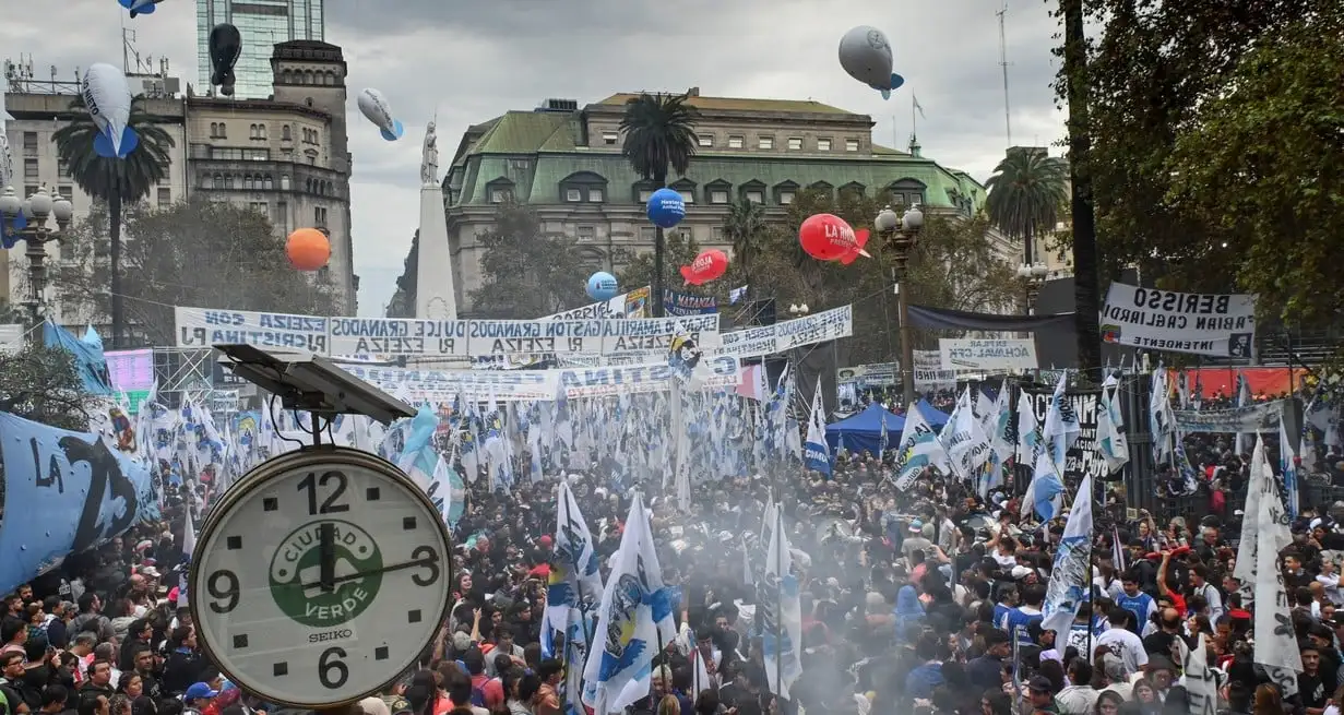 Video: Cristina Kirchner encabeza un acto este jueves en Plaza de Mayo: los detalles