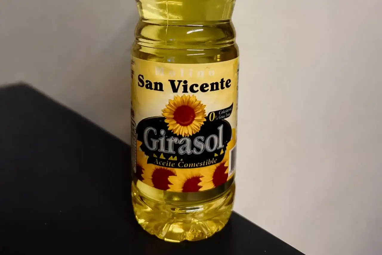 El Municipio prohibió el consumo y comercialización de un aceite de girasol