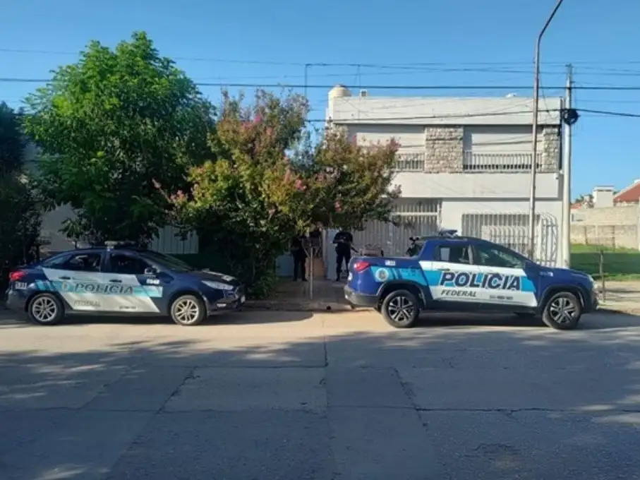 Operativo de la Policía Federal Argentina en Rufino.