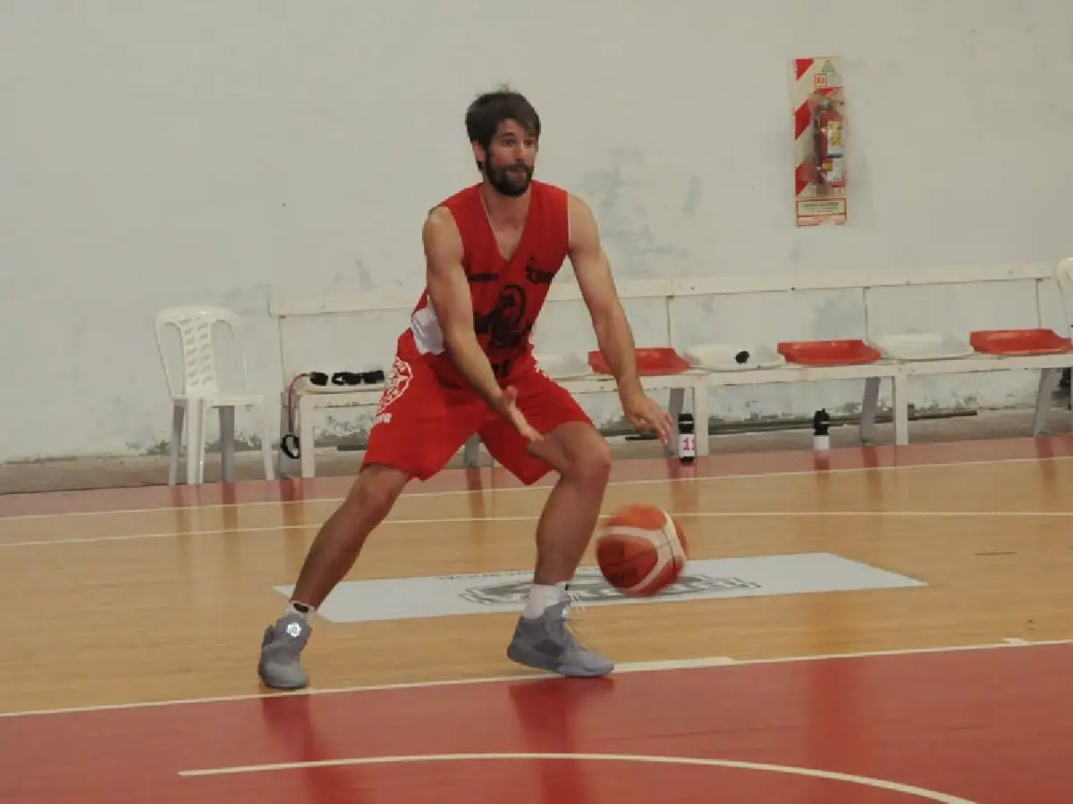 González sigue en San Isidro