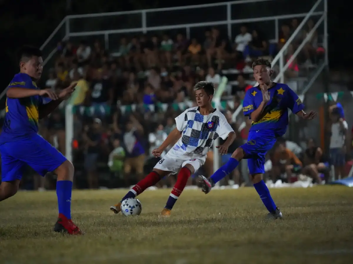 Flecha se quedó con el duelo de protagonistas