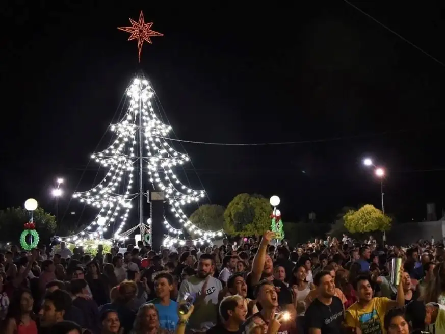 Chovet se vestirá de fiesta con la Fiesta del Arbolito.