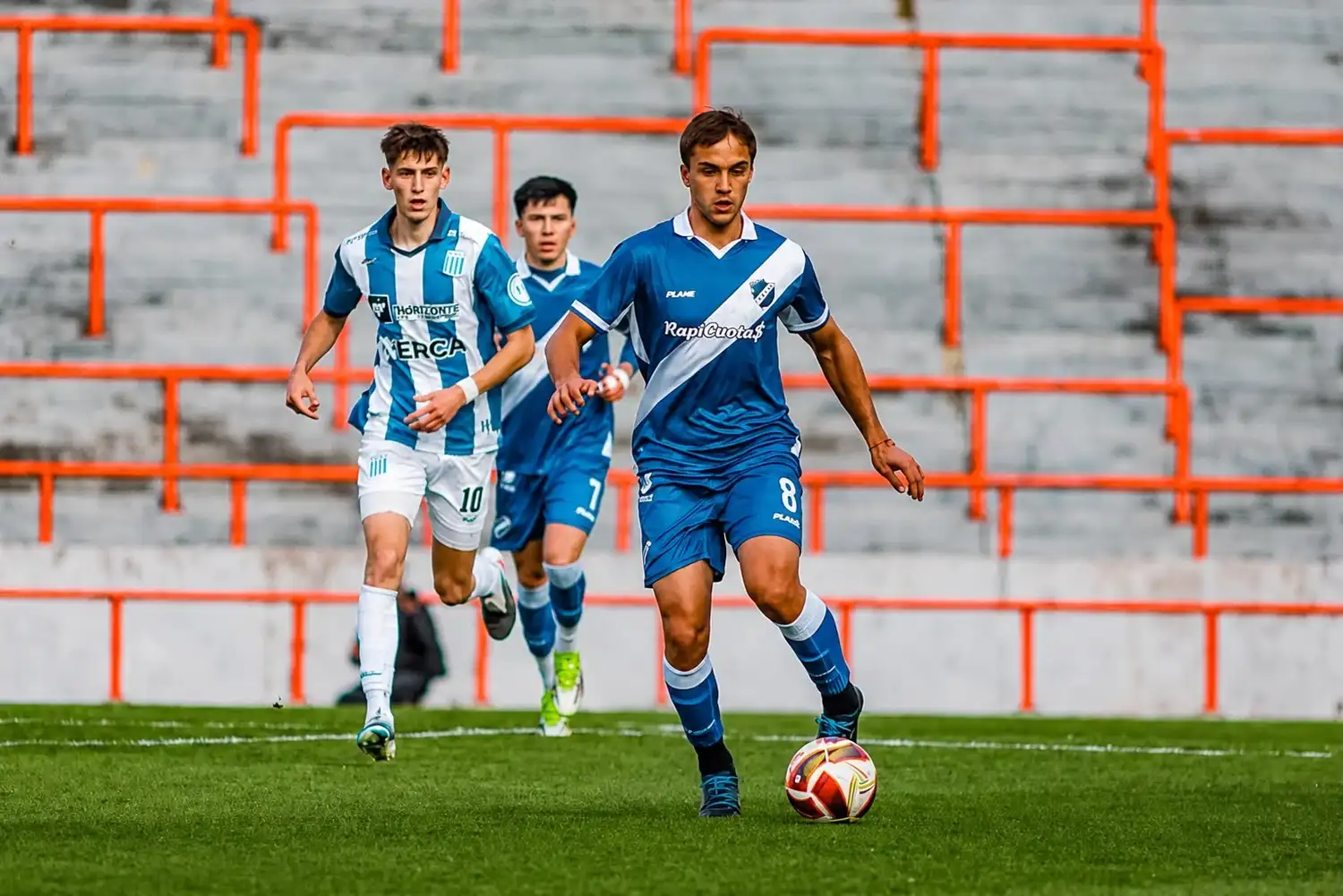 Alvarado empató 1-1 este domingo frente a Argentino de Monte Maíz en el estadio José María Minella.