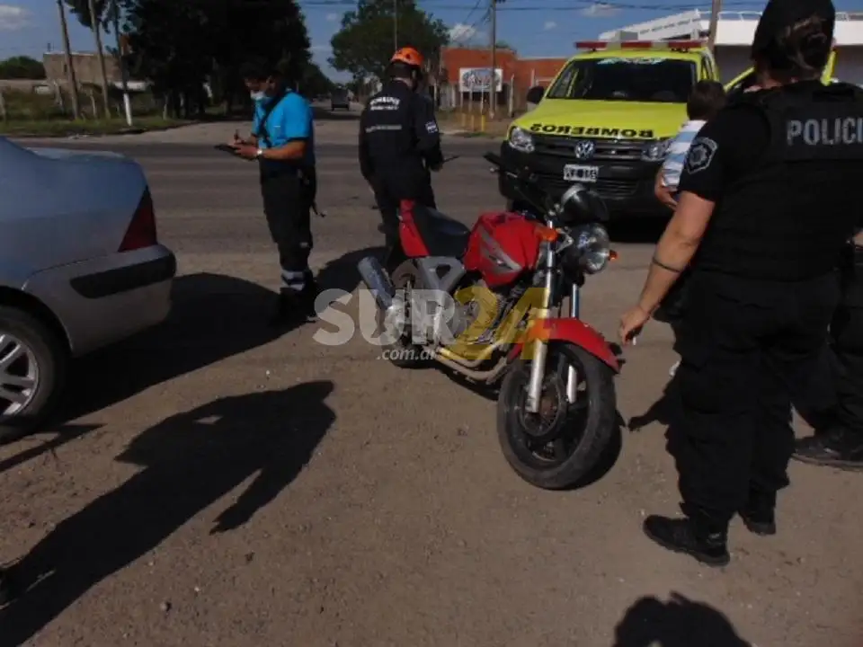 Tercer accidente en menos de un día en ruta 8, con un motociclista lesionado