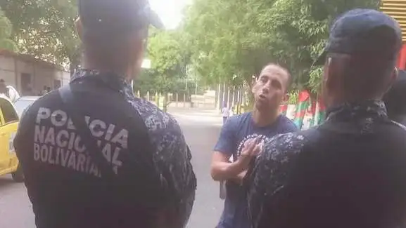 La última imagen del gendarme Nahuel Agustín Gallo en territorio venezolano antes de ser secuestrado por la fuerzas de la dictadura de Maduro.