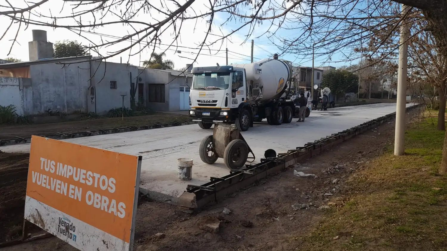 La ciudad sumó una nueva cuadra de pavimento.