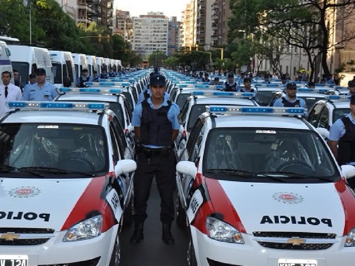 Recomponer el lazo entre policía y sociedad