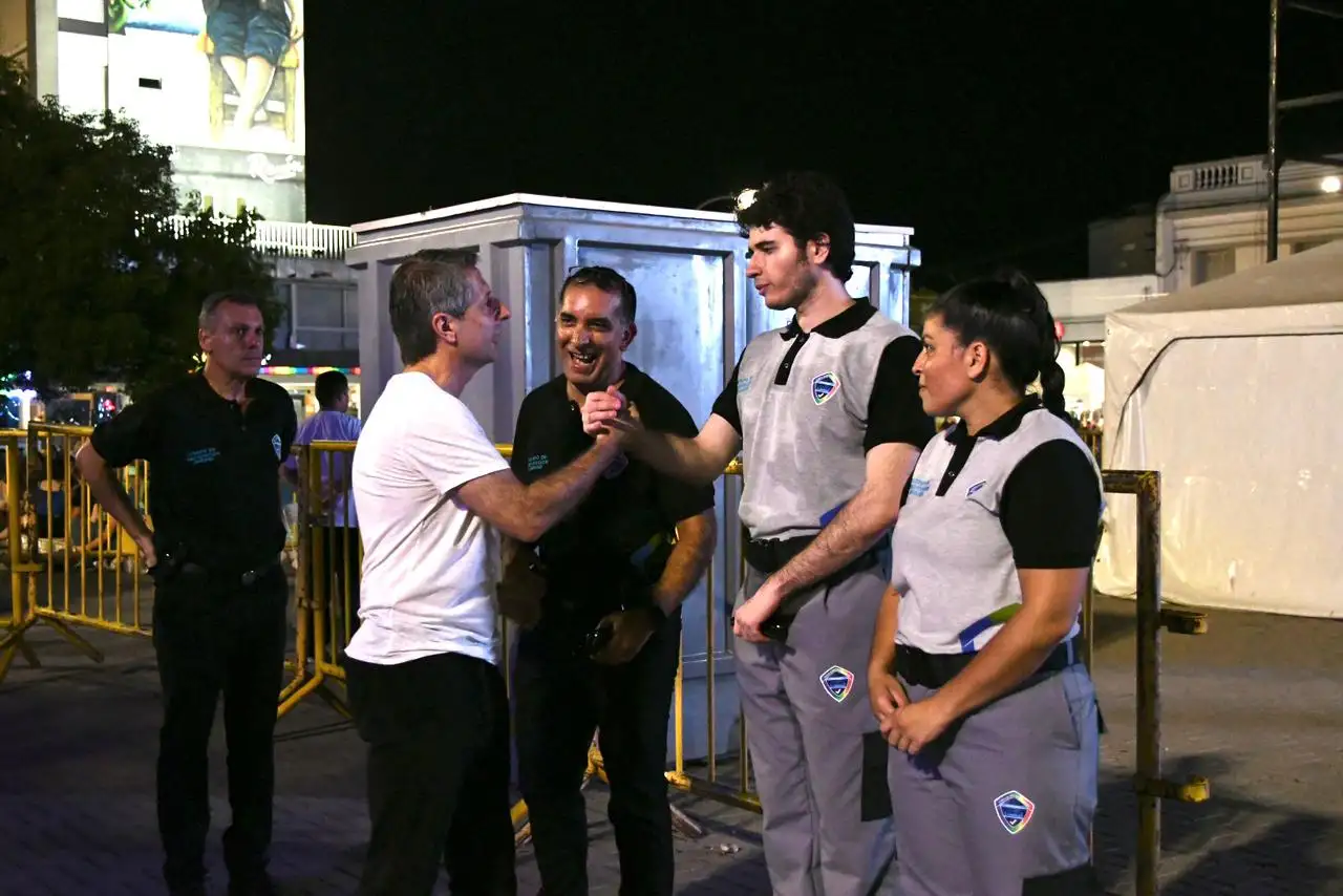 El itendente estuvo verificando el operativo de seguridad montado en la peatonal