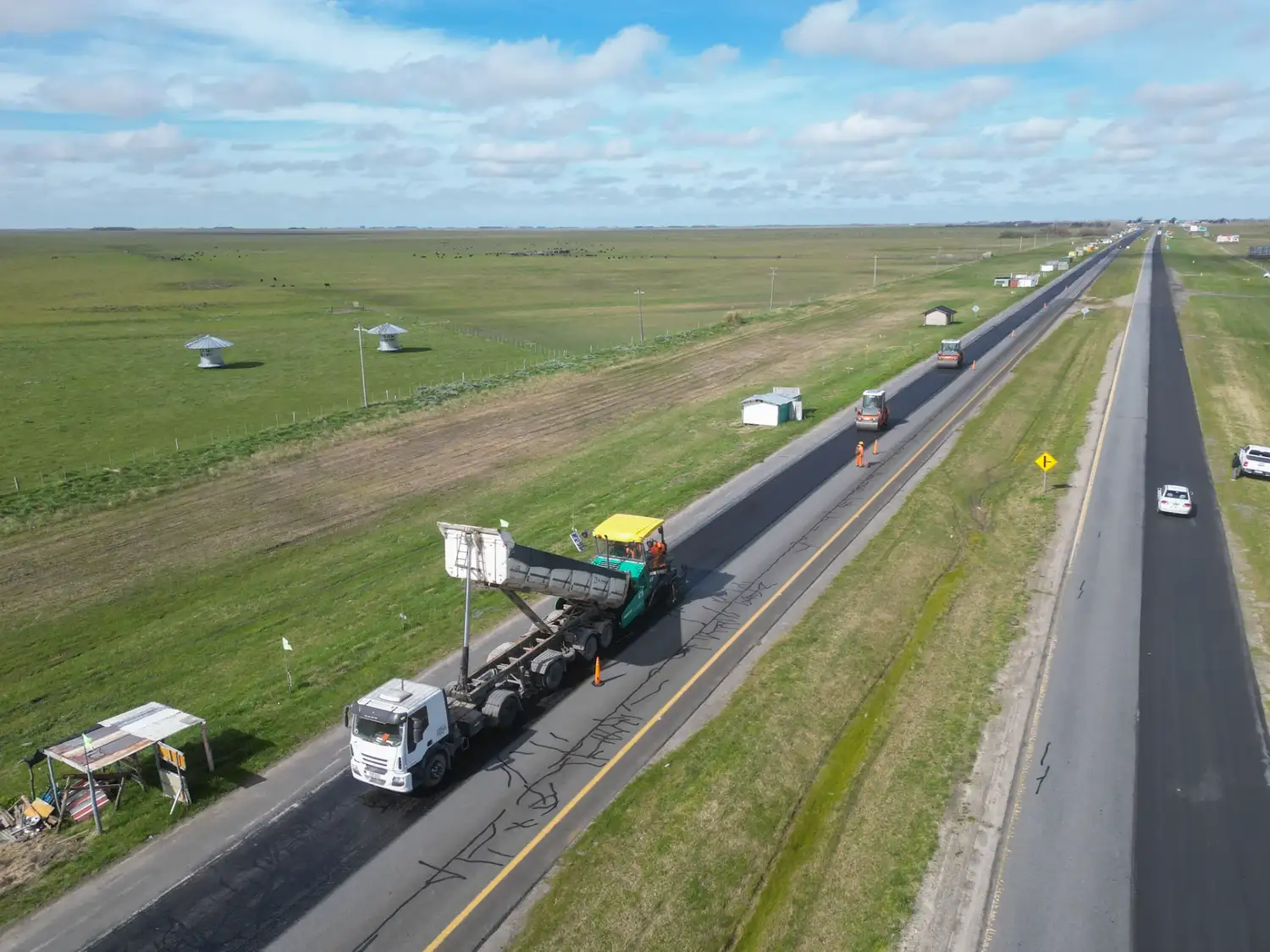 El ministro señaló que el esquema de trabajo replica el aplicado en la transformación en autovía del tramo Villa Gesell - Mar Chiquita.