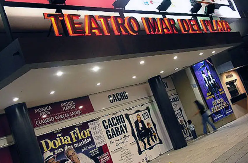 El Ejecutivo ratifica la intención de quitar exenciones a los teatros