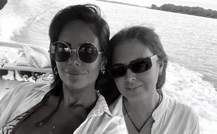 Grandes amigas.