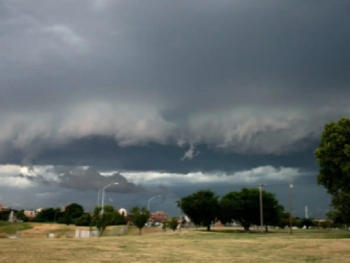 Emiten una alerta amarilla por tormentas para gran parte del país