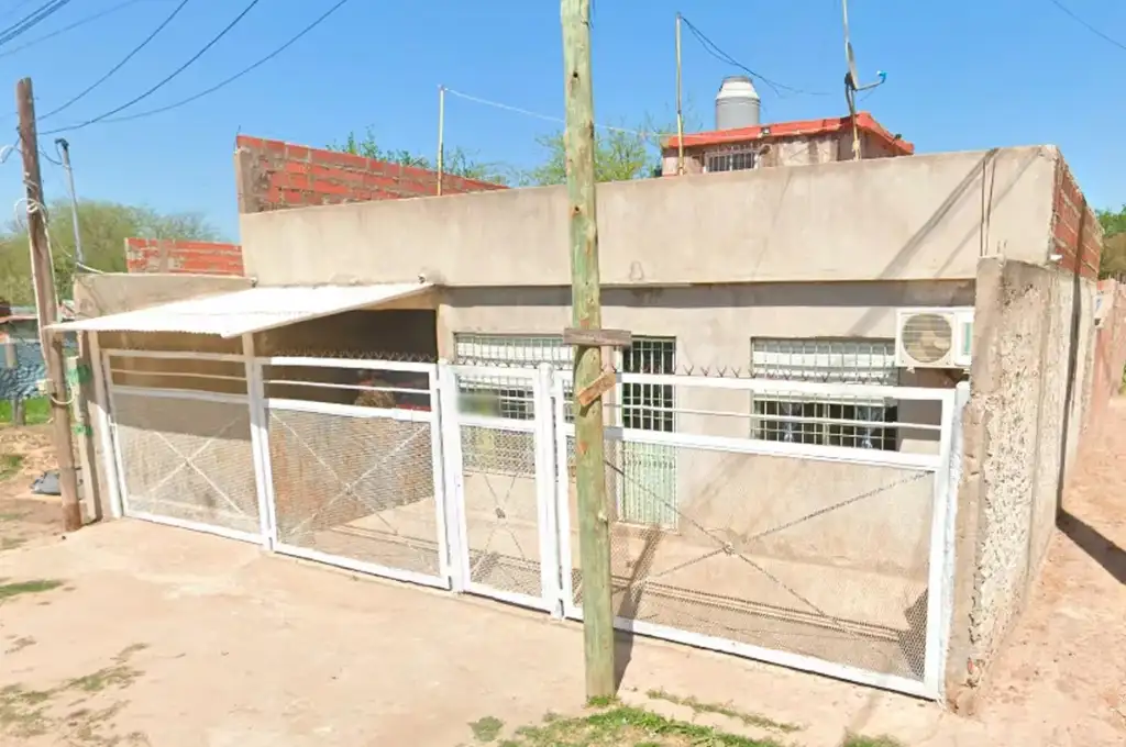 La vivienda ubicada en calle Isabel de Barnes y Monte Dinero.