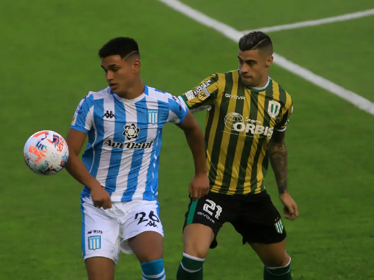 Banfield le ganó a Racing en el debut de Pizzi