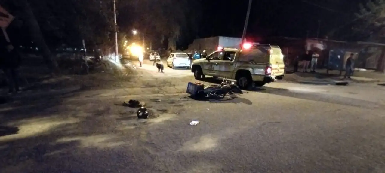 Venado Tuerto: accidente de tránsito entre auto y moto