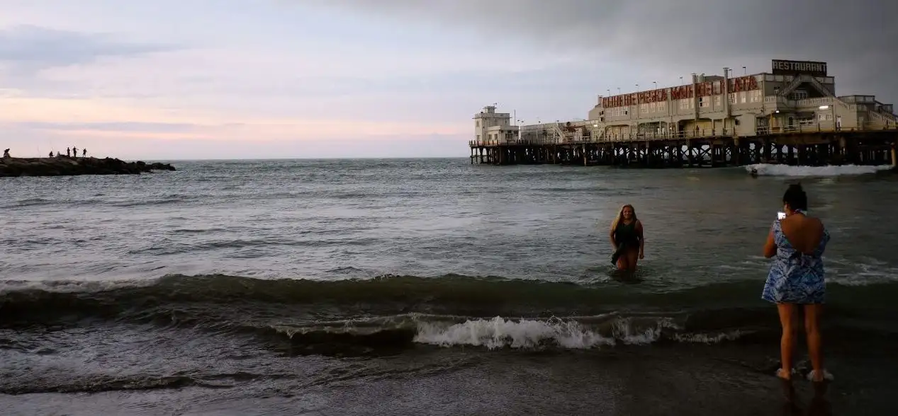 Un lunes con algunas nubes y fresco en Mar del Plata