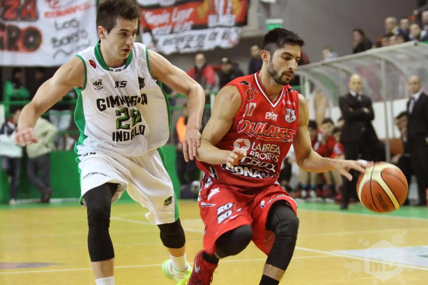 Quilmes no sale del laberinto