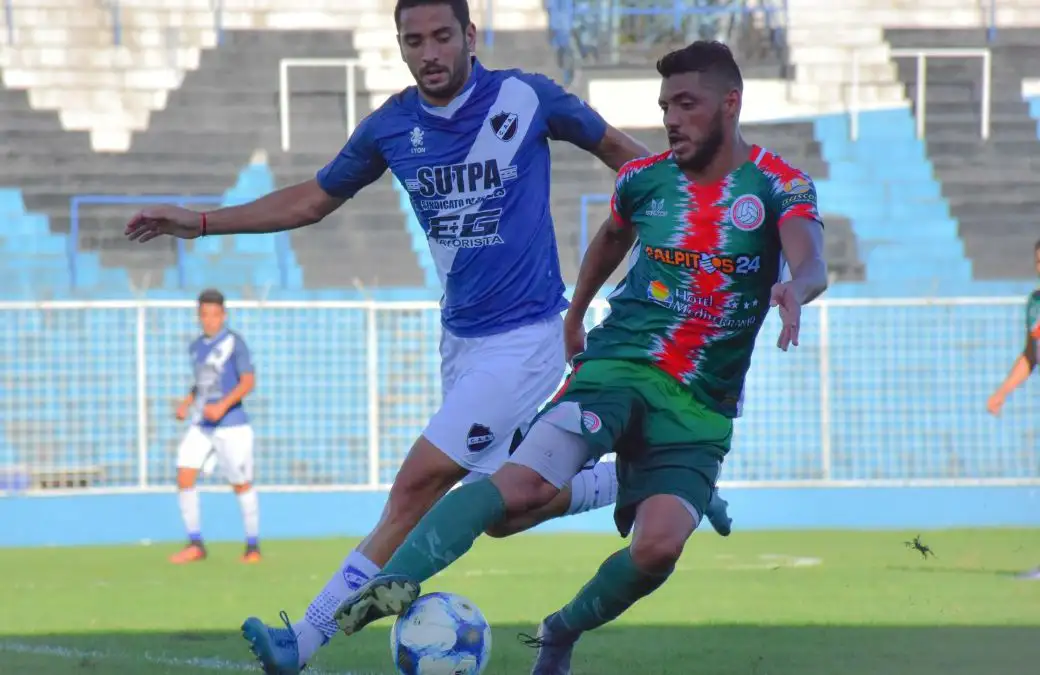 Alvarado trajo un empate de Tucumán