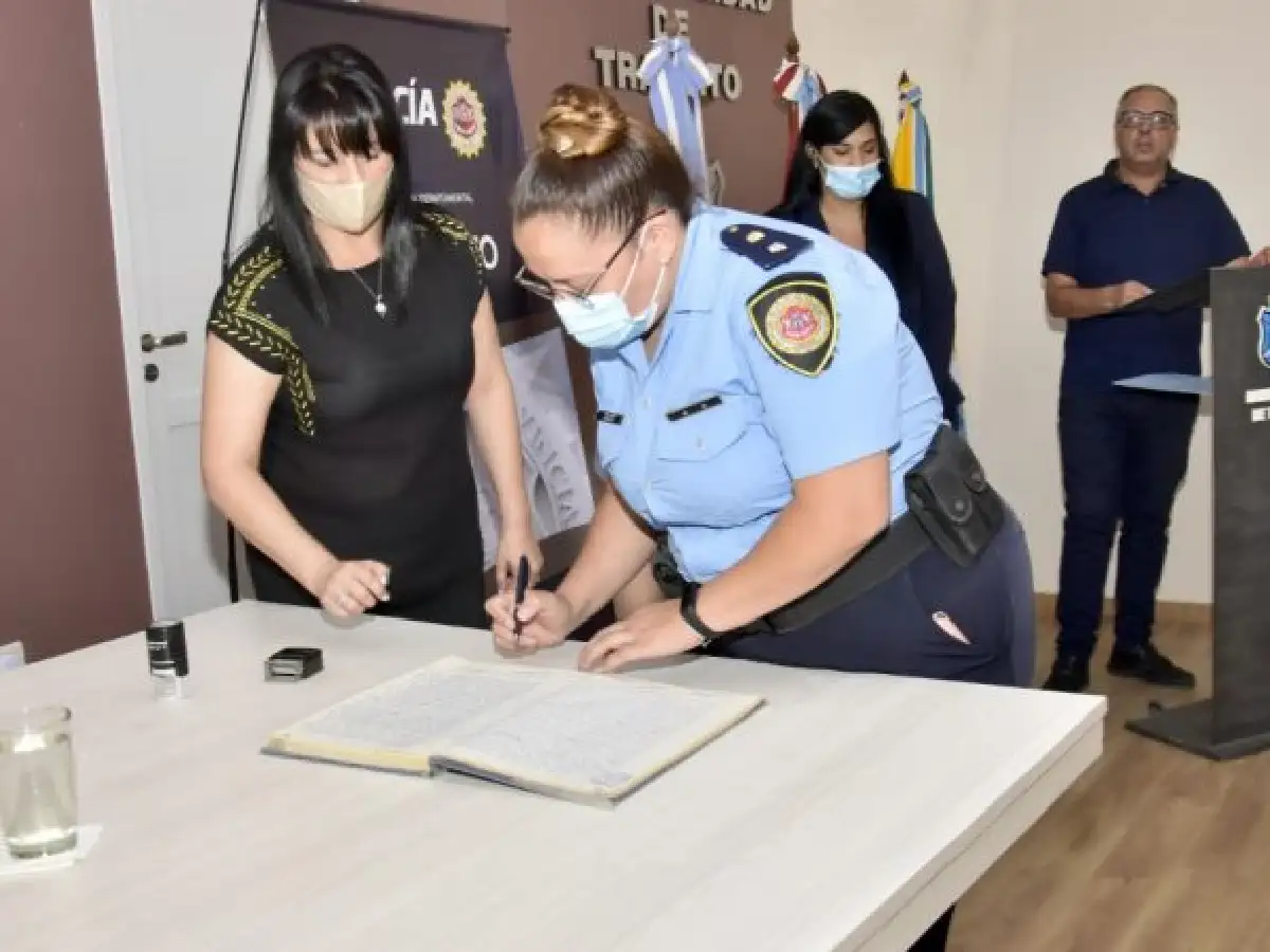 Histórico: una mujer es la nueva jefa del destacamento de Tránsito