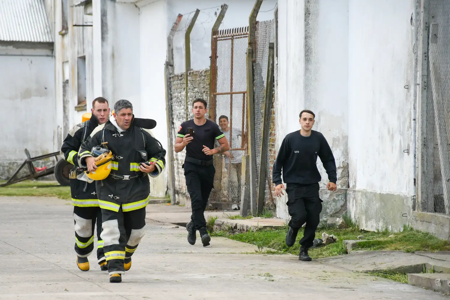 Cada unidad carcelaria debe realizar, obligatoriamente, dos simulacros de evacuación al año.