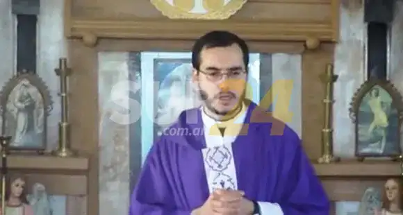 “Fuera de la casa de Dios”: como en un exorcismo, cura de Amenábar echó a la policía de su parroquia