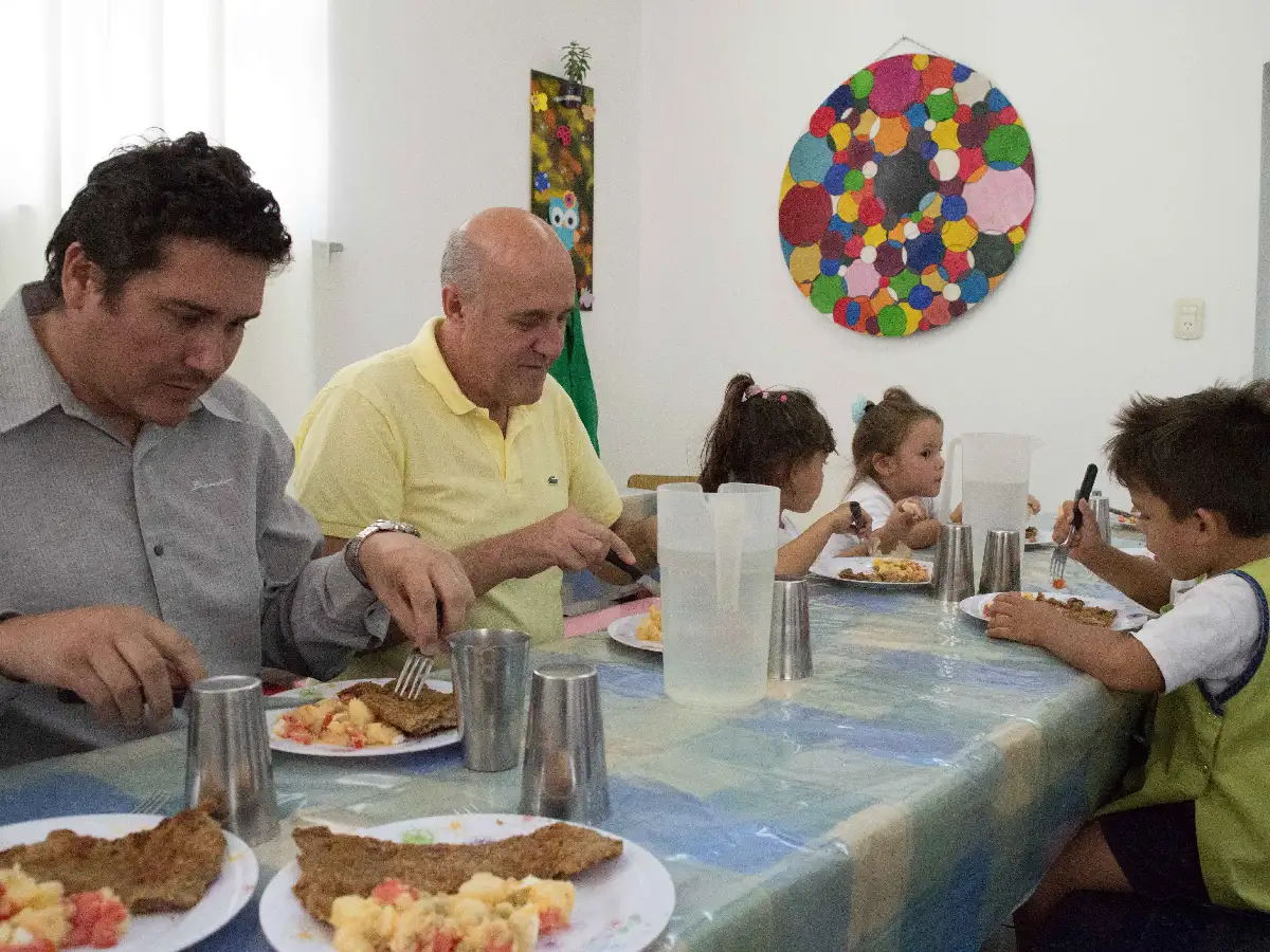 Chiocarello recorre las escuelas 